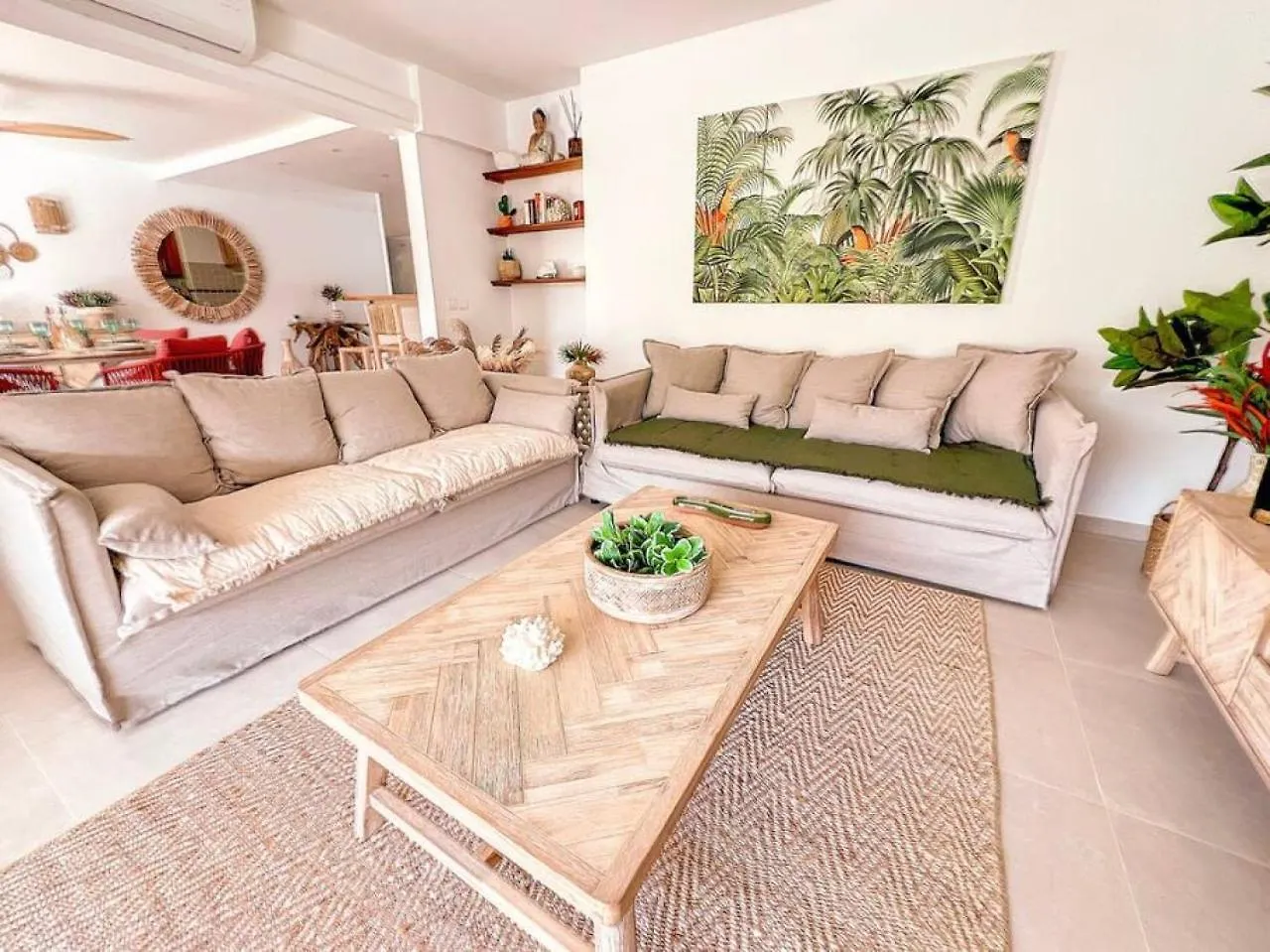 Dolce Riviera, Beach Access, Pool View, 2 Bedrooms Anse Marcel Apartment