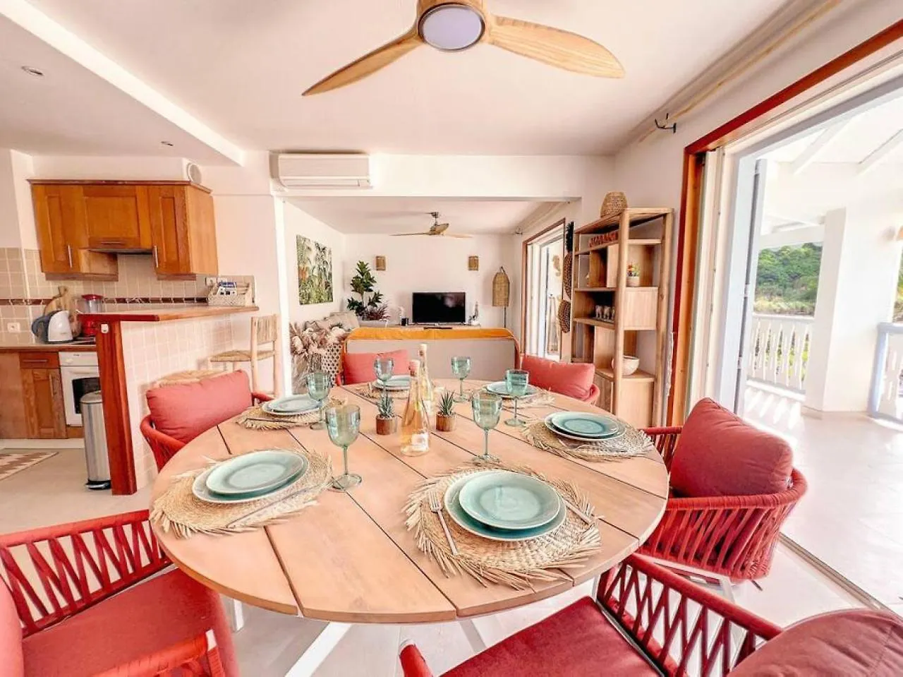 Apartment Dolce Riviera, Beach Access, Pool View, 2 Bedrooms Anse Marcel